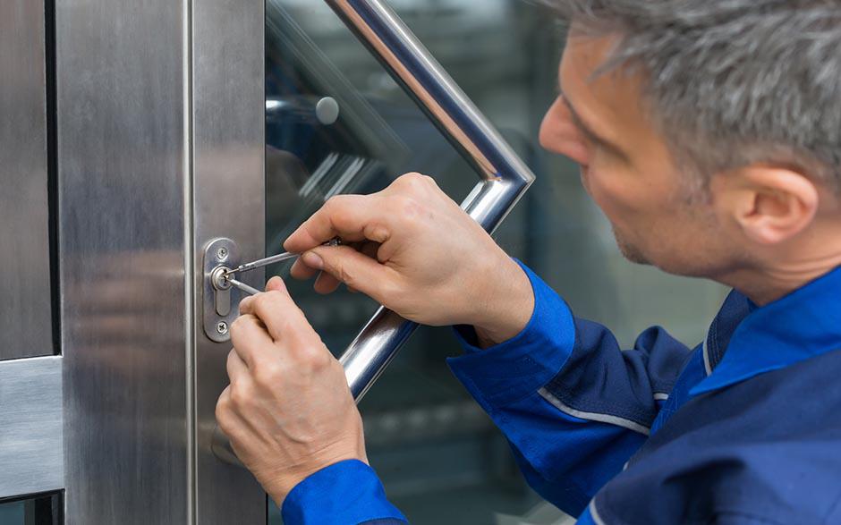 assistance serrurier Paris 15